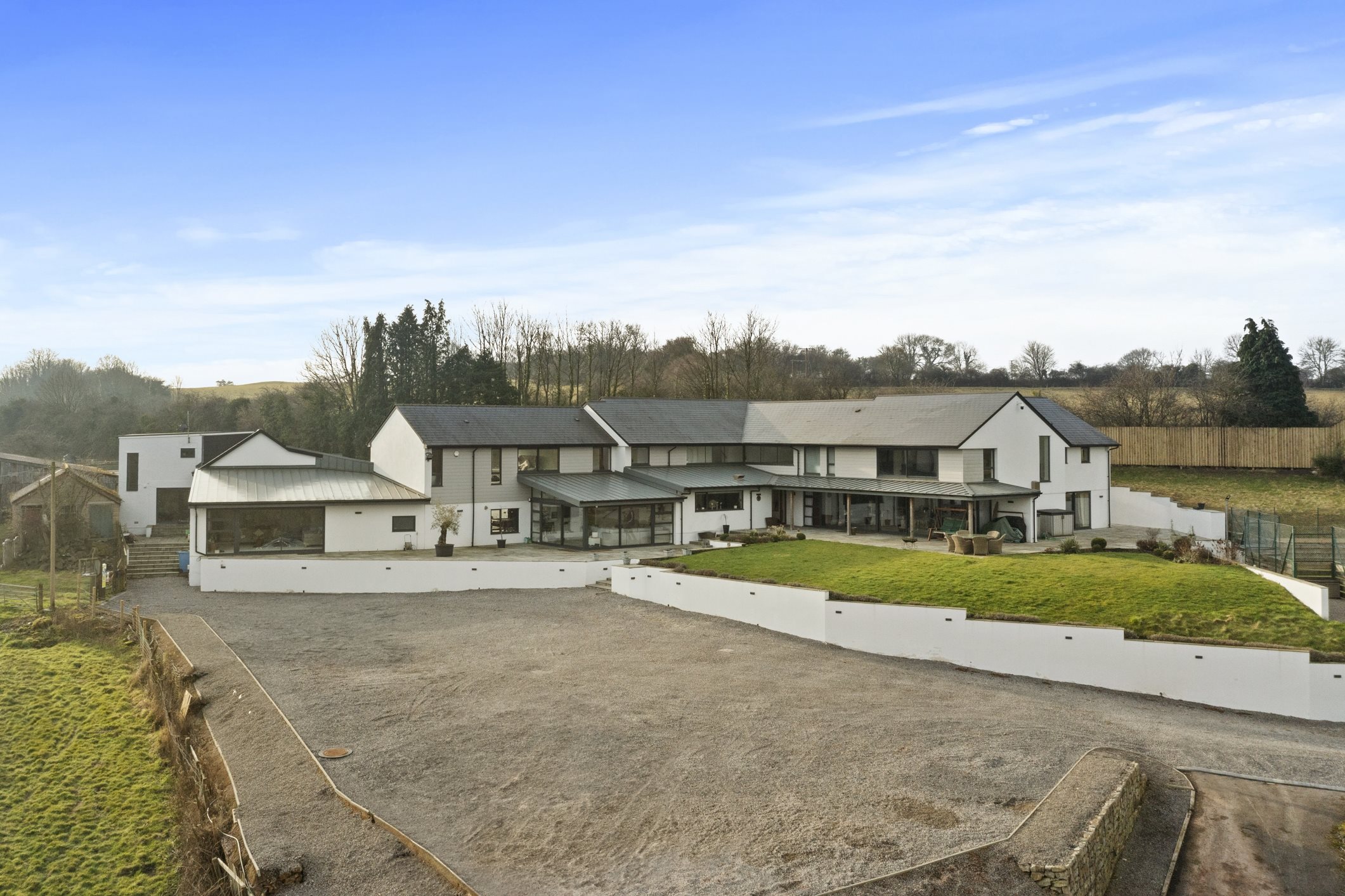 9 bedroom detached house for sale 0