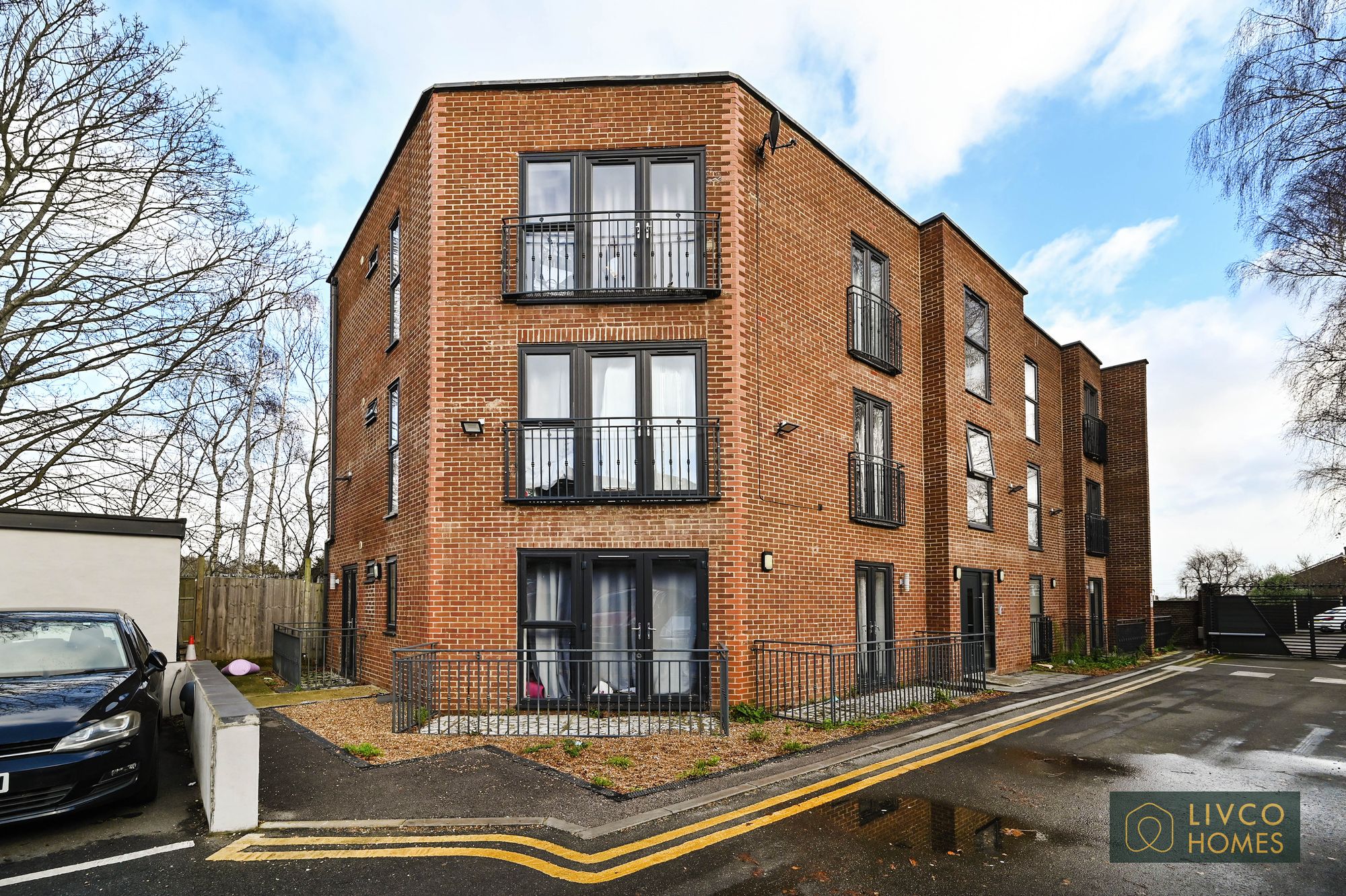 15 bedroom property for sale 0