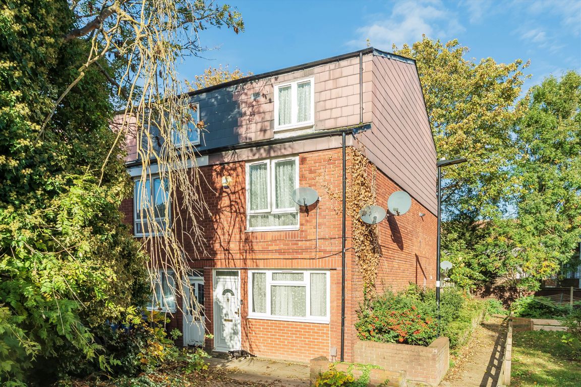 4-bed house on 30, Charles Road, London, £715,000