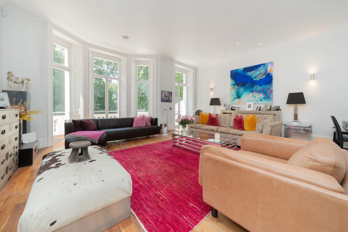 3 bedroom maisonette for sale 0
