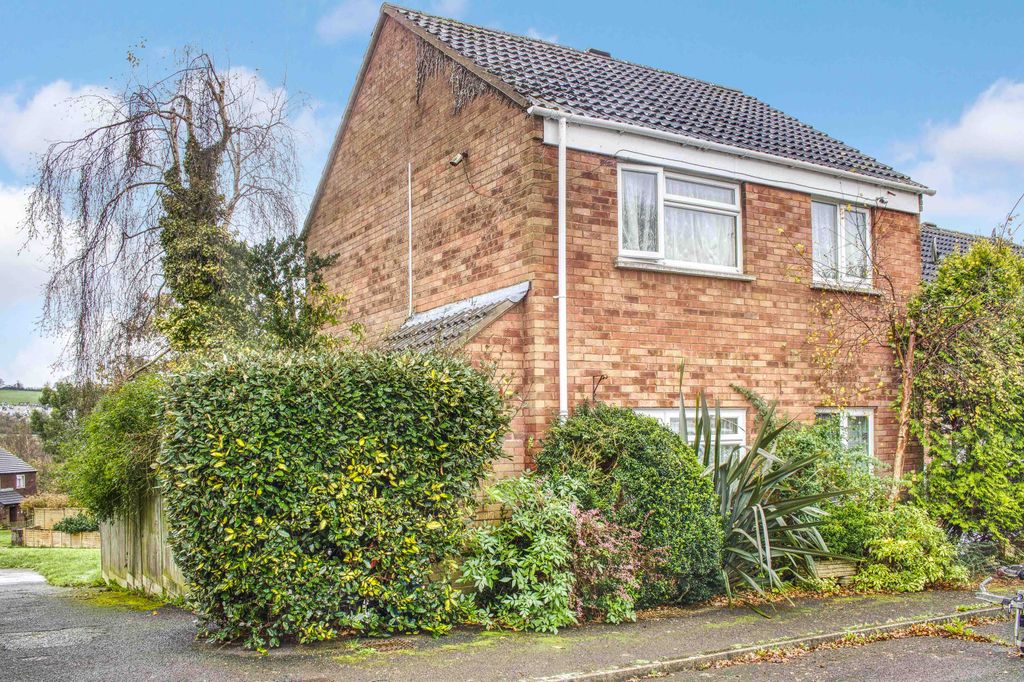 Photos of Woolbarn Lawn, Barnstaple EX32 57009805 Zoopla