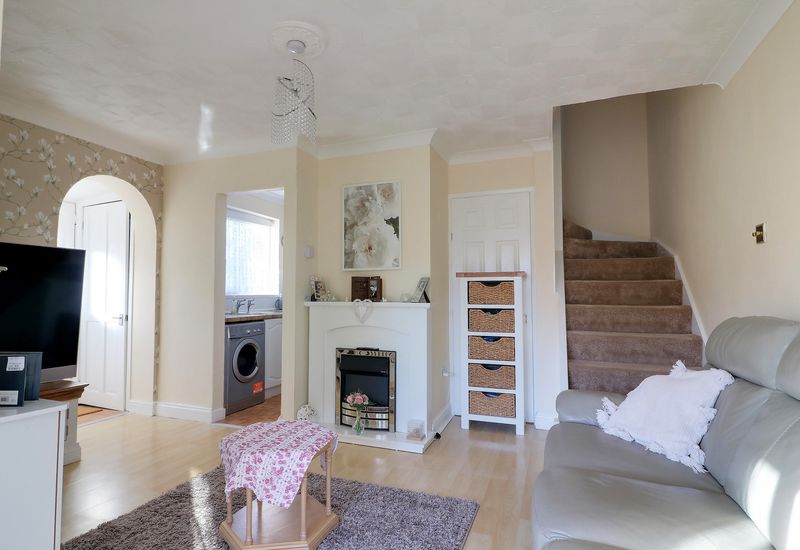 18, Wincanton Way, Waterlooville photo 4