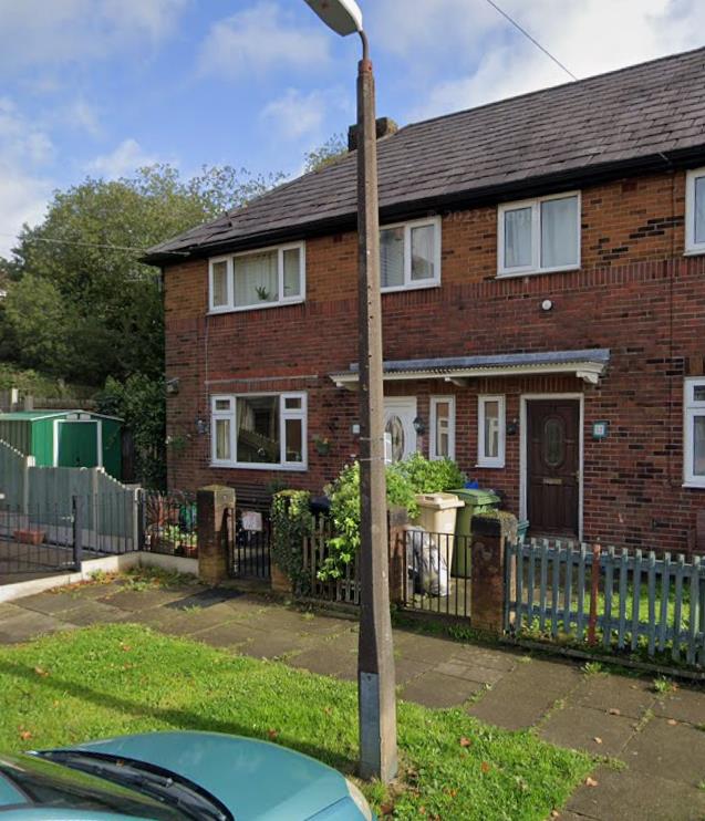 14, Nevis Grove, Bolton photo 2