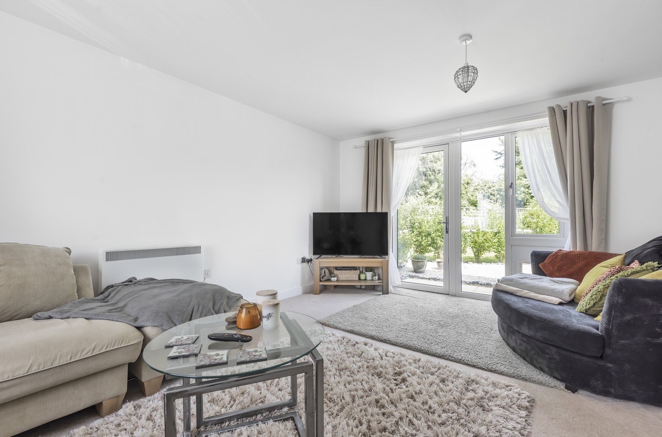 Photos of Harding Close, Sutton Scotney, Winchester SO21 62269256