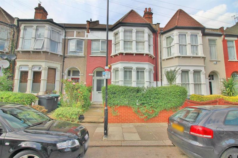 Flat 4,   7, Harringay Gardens, London photo 5