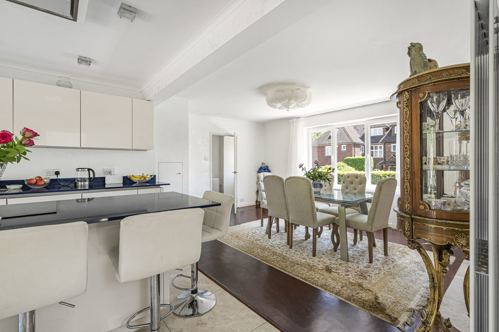 34A, Turnoak Avenue, Surrey photo 4