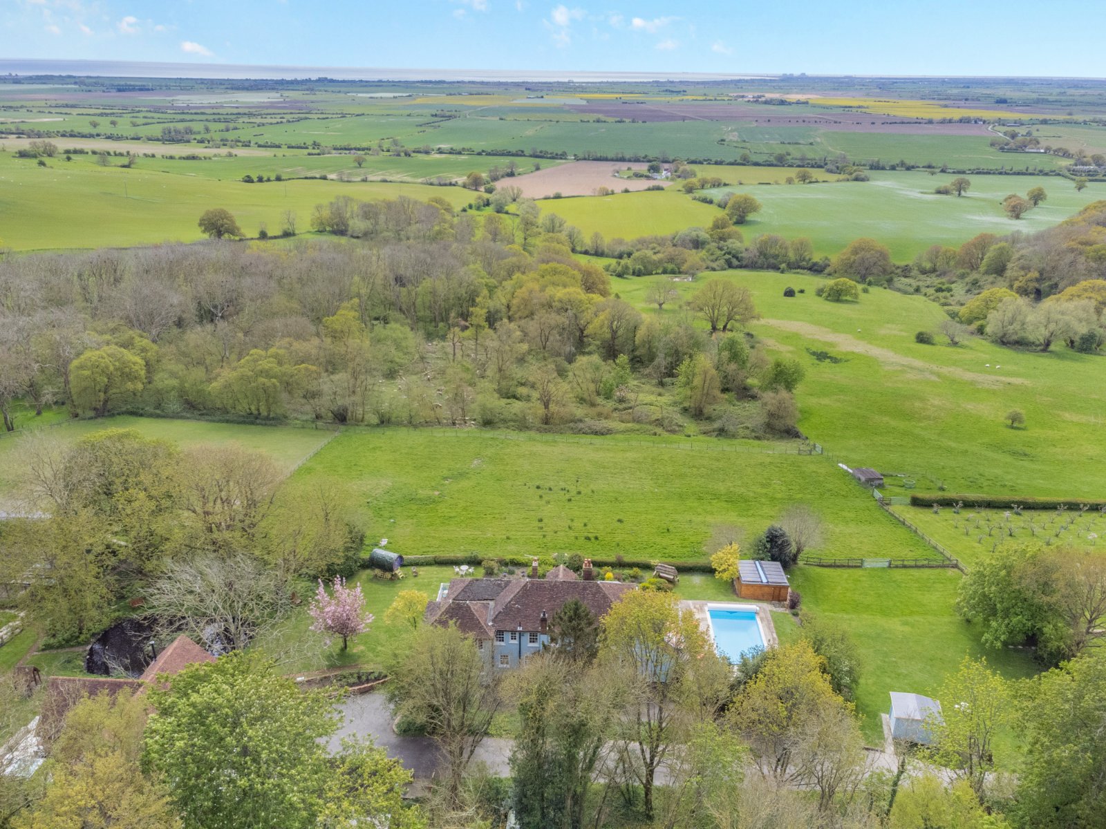 7 bedroom country house for sale 0