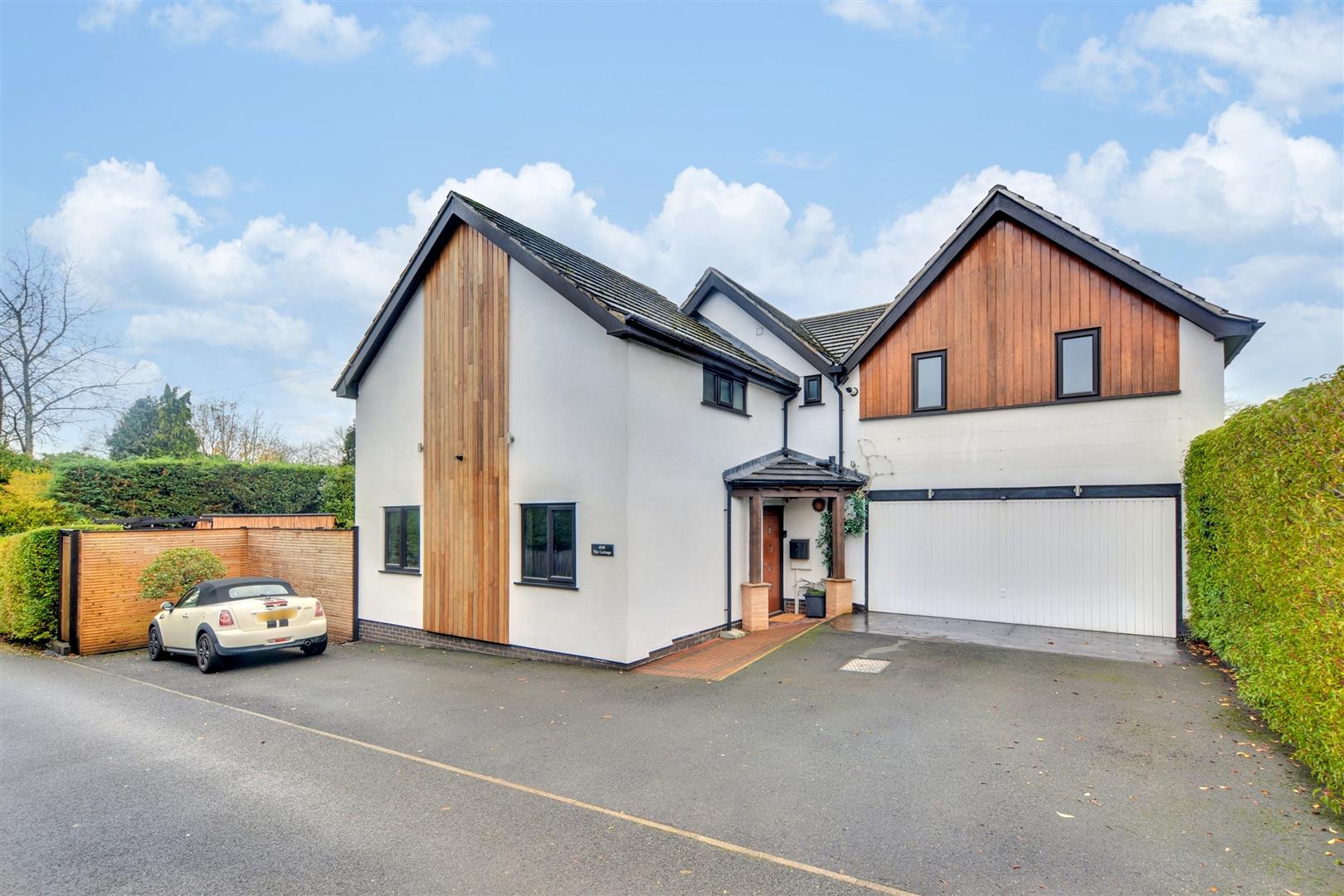 4-bed house on 40b, Derby Road, Beeston Nottingham, £750,000
