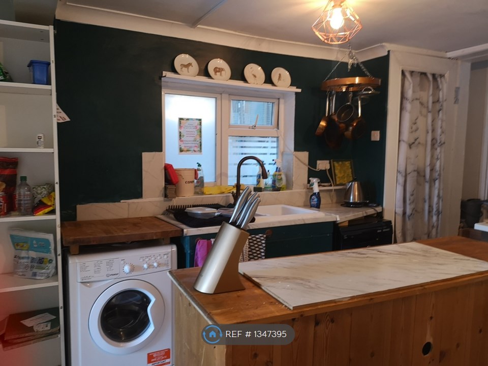 Photos of Garland Road, Poole BH15 62282446 PrimeLocation