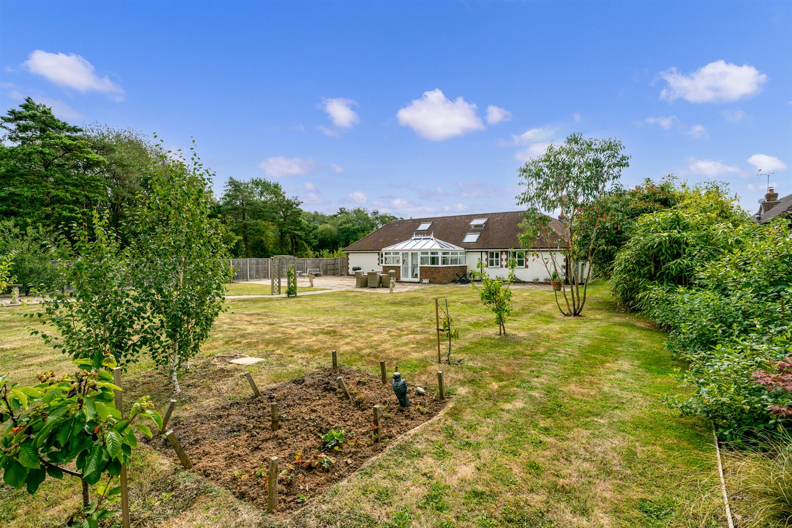Meadow View, Highground Lane, Barnham photo 3
