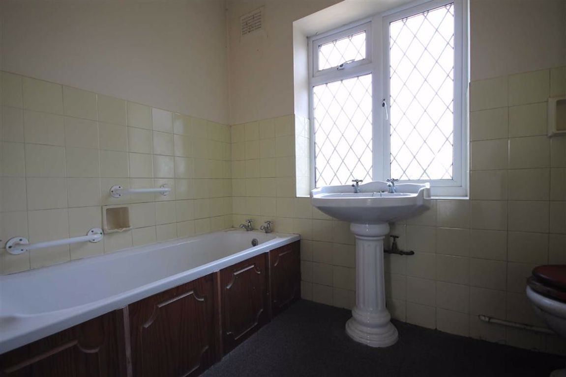 Photos of Ashover Road, Old Tupton, Chesterfield S42 63920613