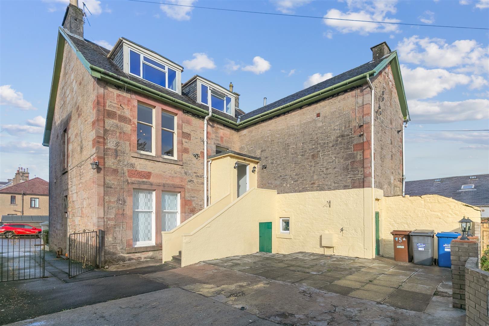 15A, Fox Street, Greenock photo 4