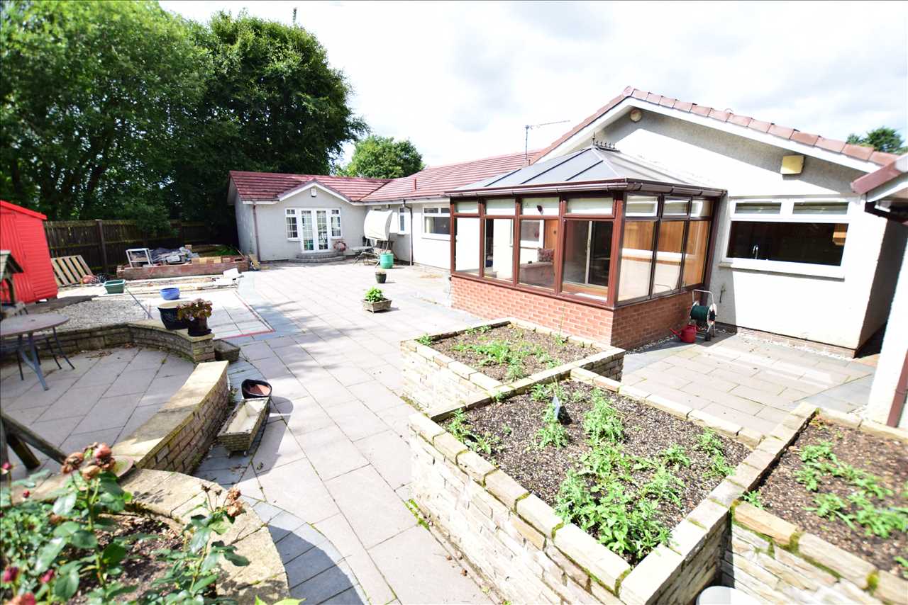 Photos of Heather Row, Carluke ML8 62529471 PrimeLocation