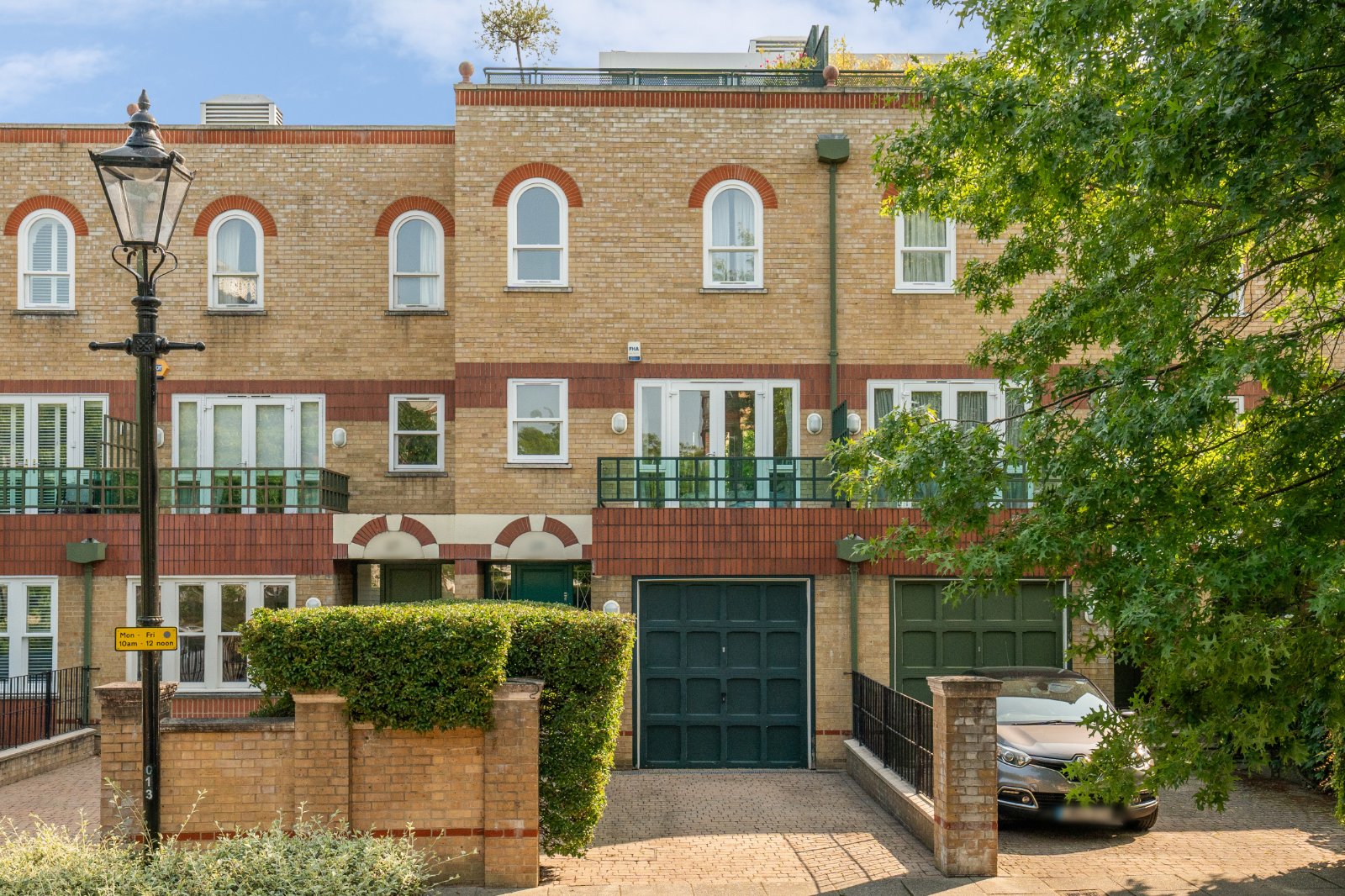 4 bedroom terraced house for sale 0