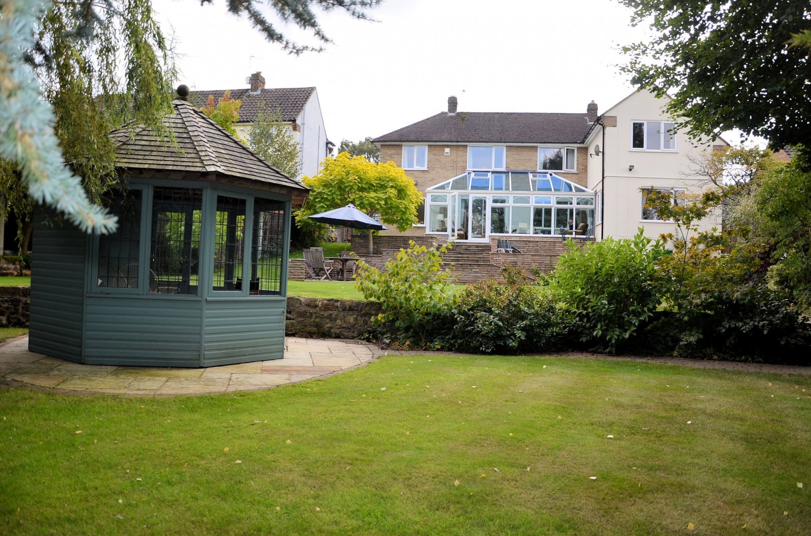 Detached, 1,615 sq ft