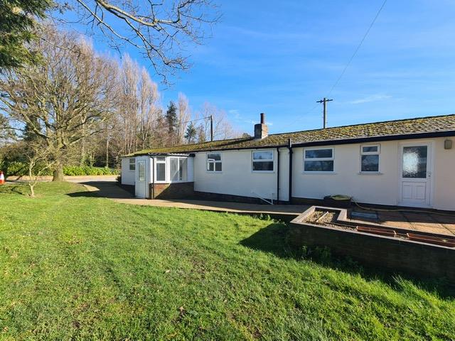 The Bungalow, Midway Nurseries, Yarmouth Road, LOWESTOFT photo 3