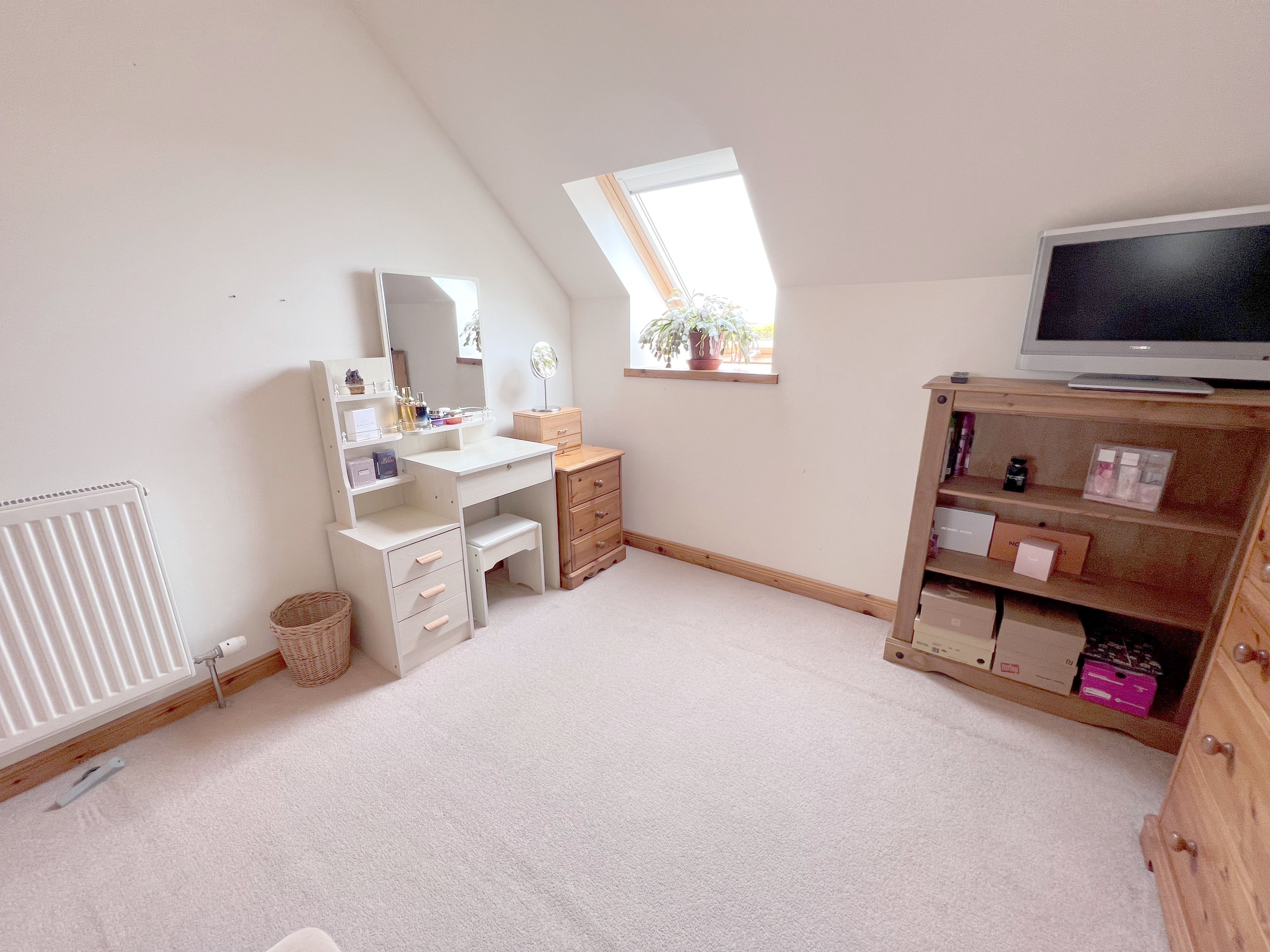 Photos of 1 Coach House Gardens, Olivers Brae, Stornoway HS1 64752064