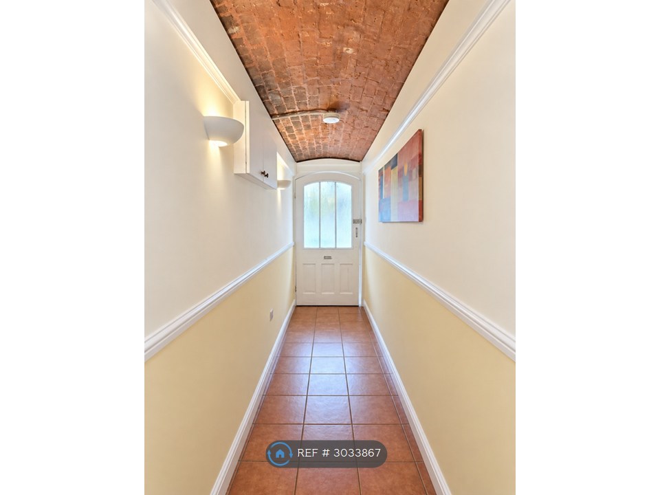 Bernards Lodge Ground Floor Apartment, Wells Road, Malvern photo 4