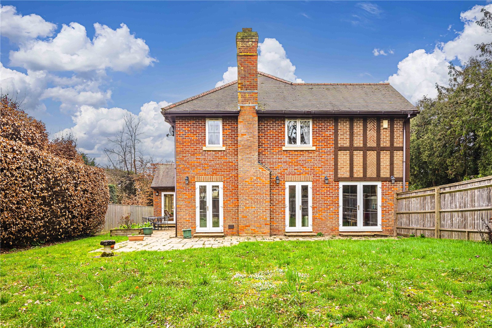 5 bedroom detached house for sale 0