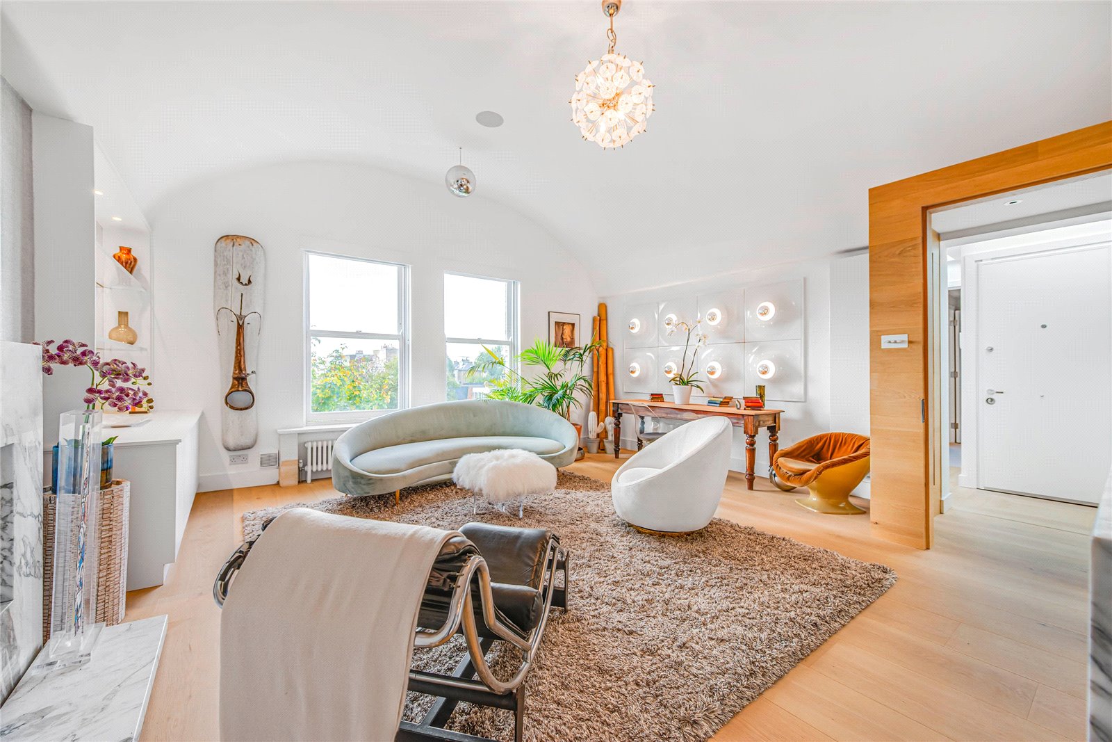4 bedroom flat for sale 0