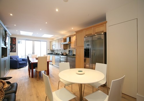 4 bedroom terraced in LONDON