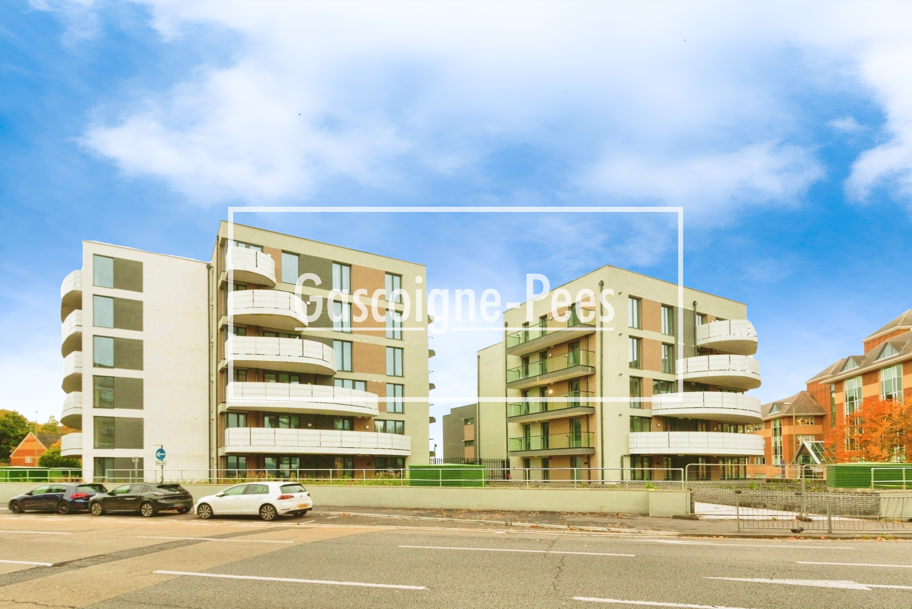 281, Farnborough photo 5