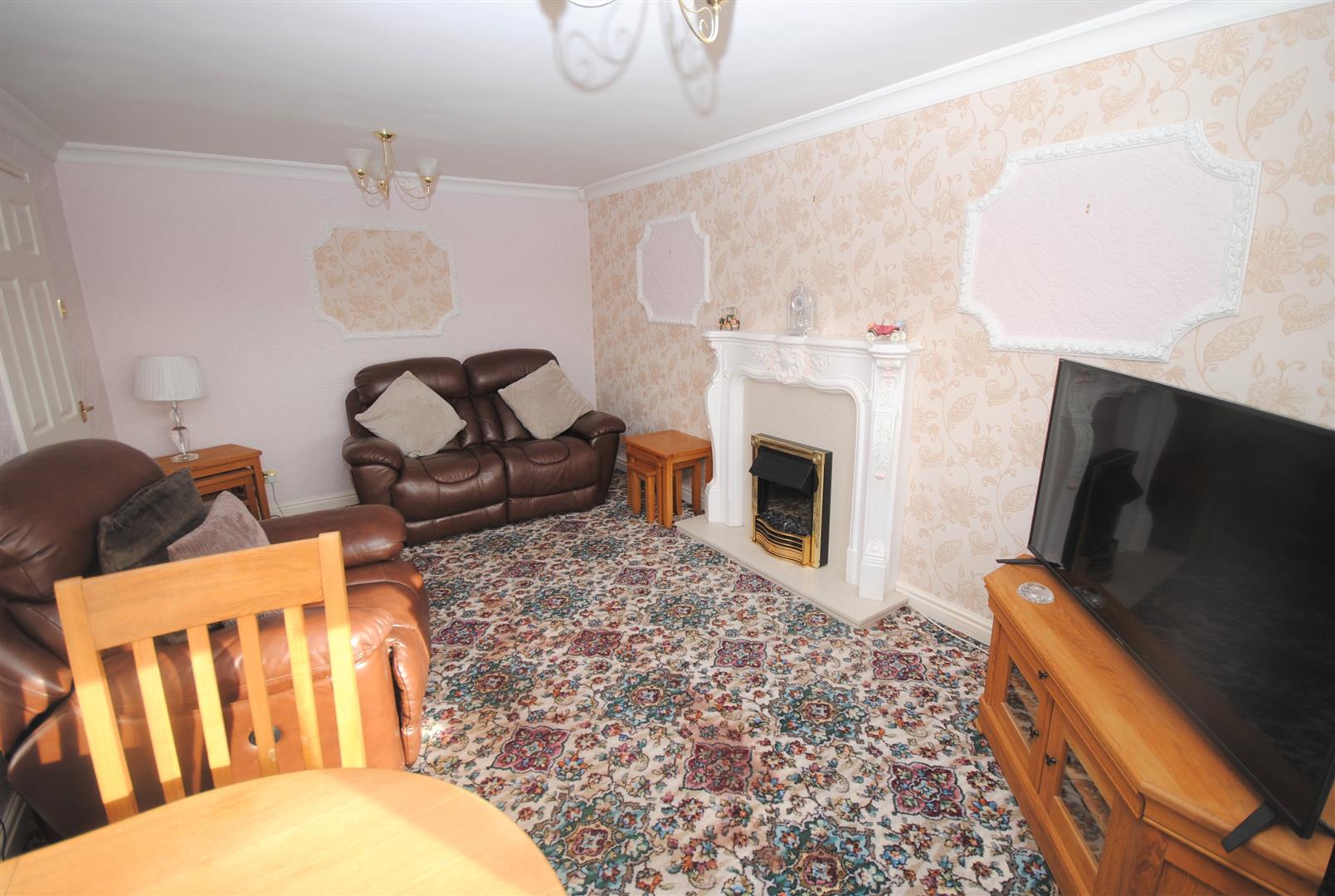 Photos of Hall Park Orchards, Kippax, Leeds LS25 63909784 PrimeLocation