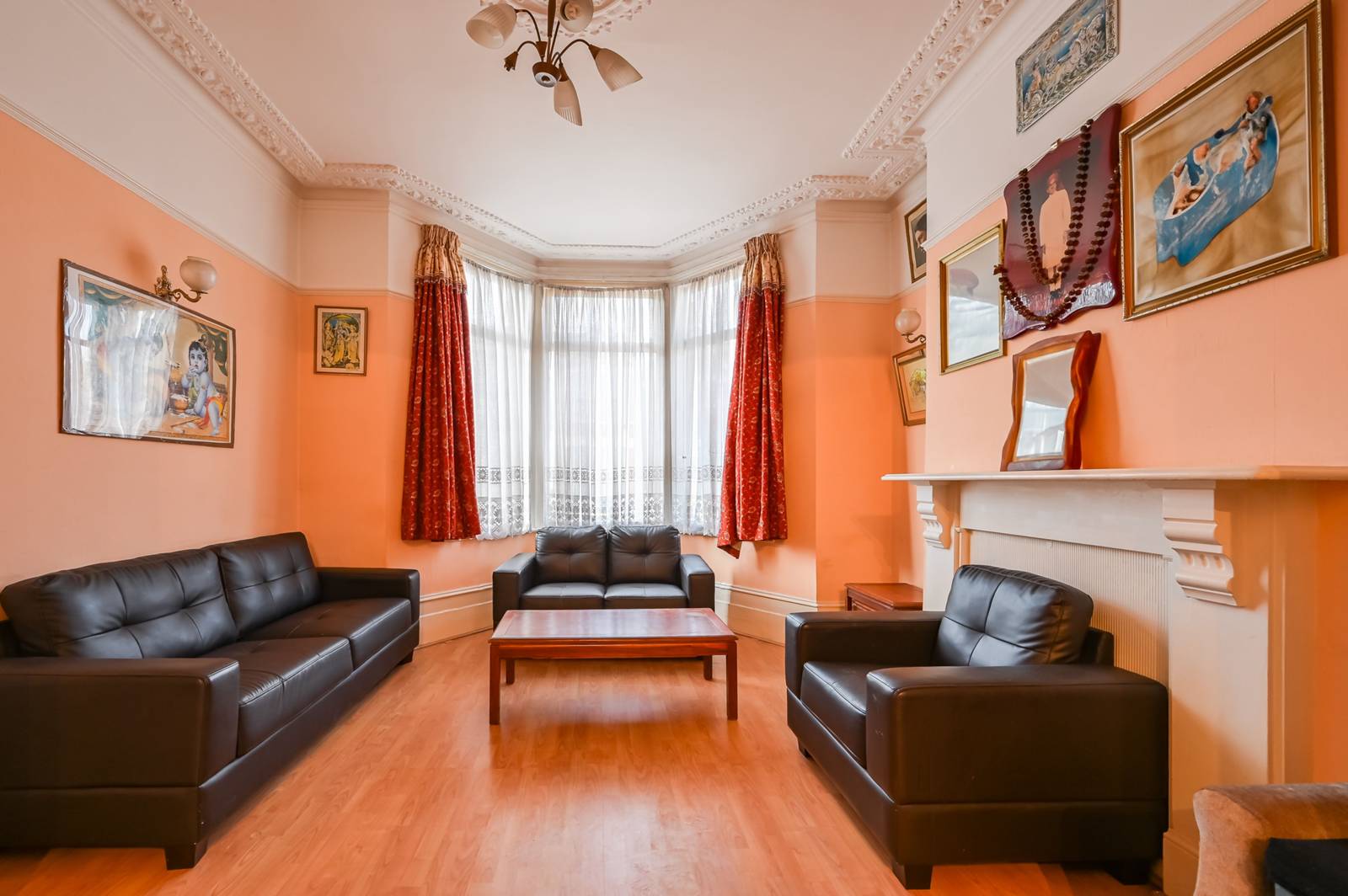 4 bedroom terraced house for sale 0