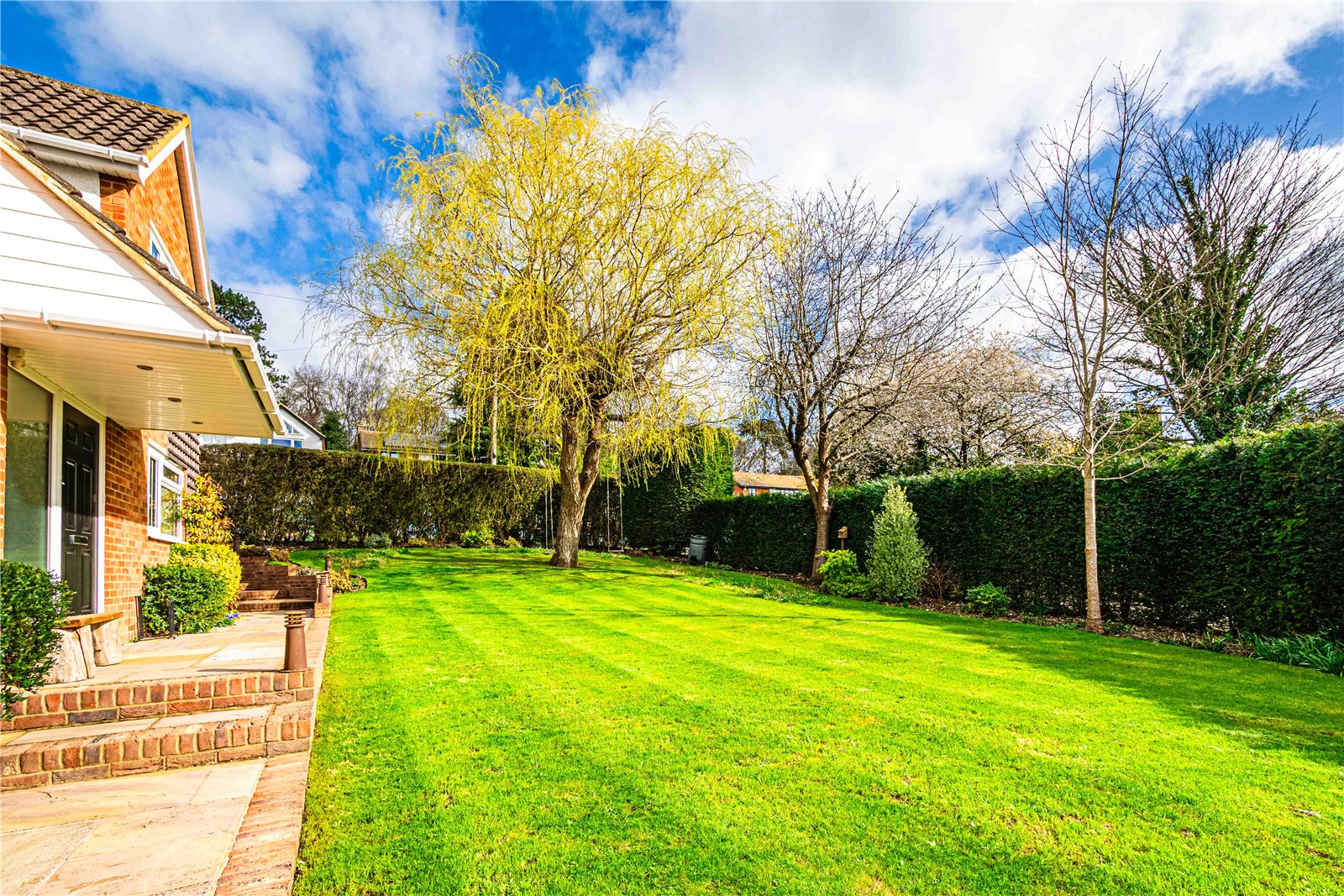 5 bedroom detached house for sale 0