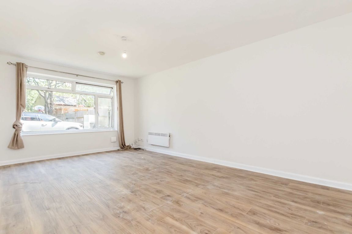 Flat 3, 14, Amity Grove, London photo 5