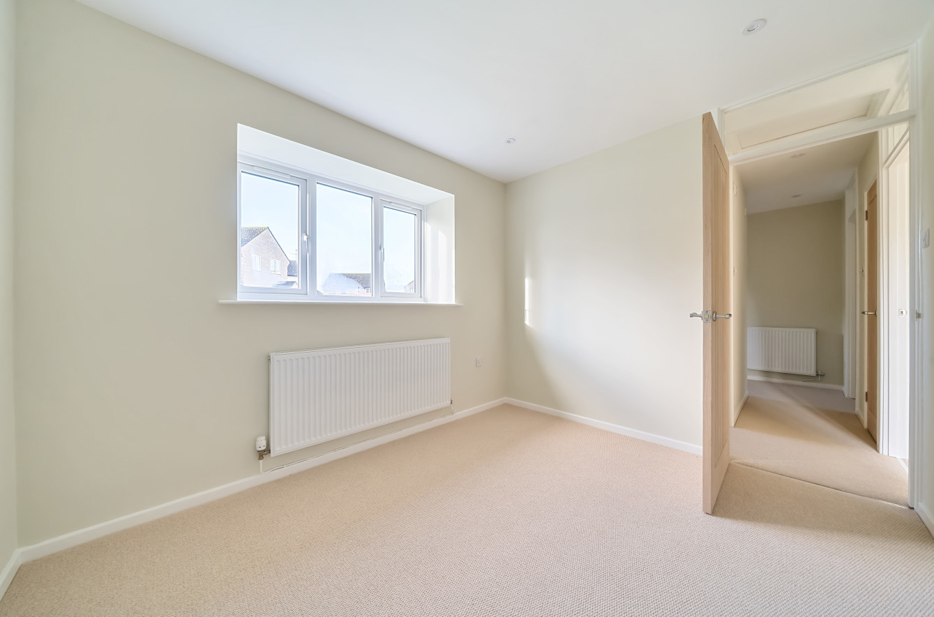 Photos of Partridge Way, Cirencester, Gloucestershire GL7 64771099