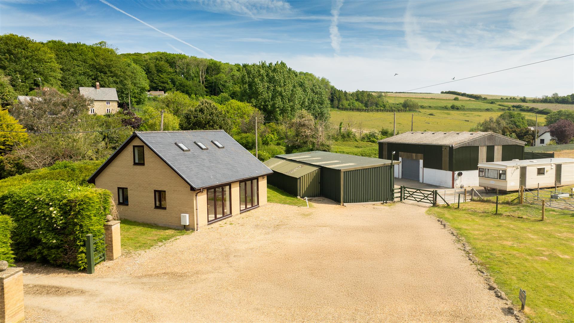 5 bedroom farmhouse for sale 0