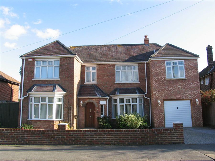Free property report 38 Cherry Garden Lane, Folkestone, CT19 4AS Chimnie