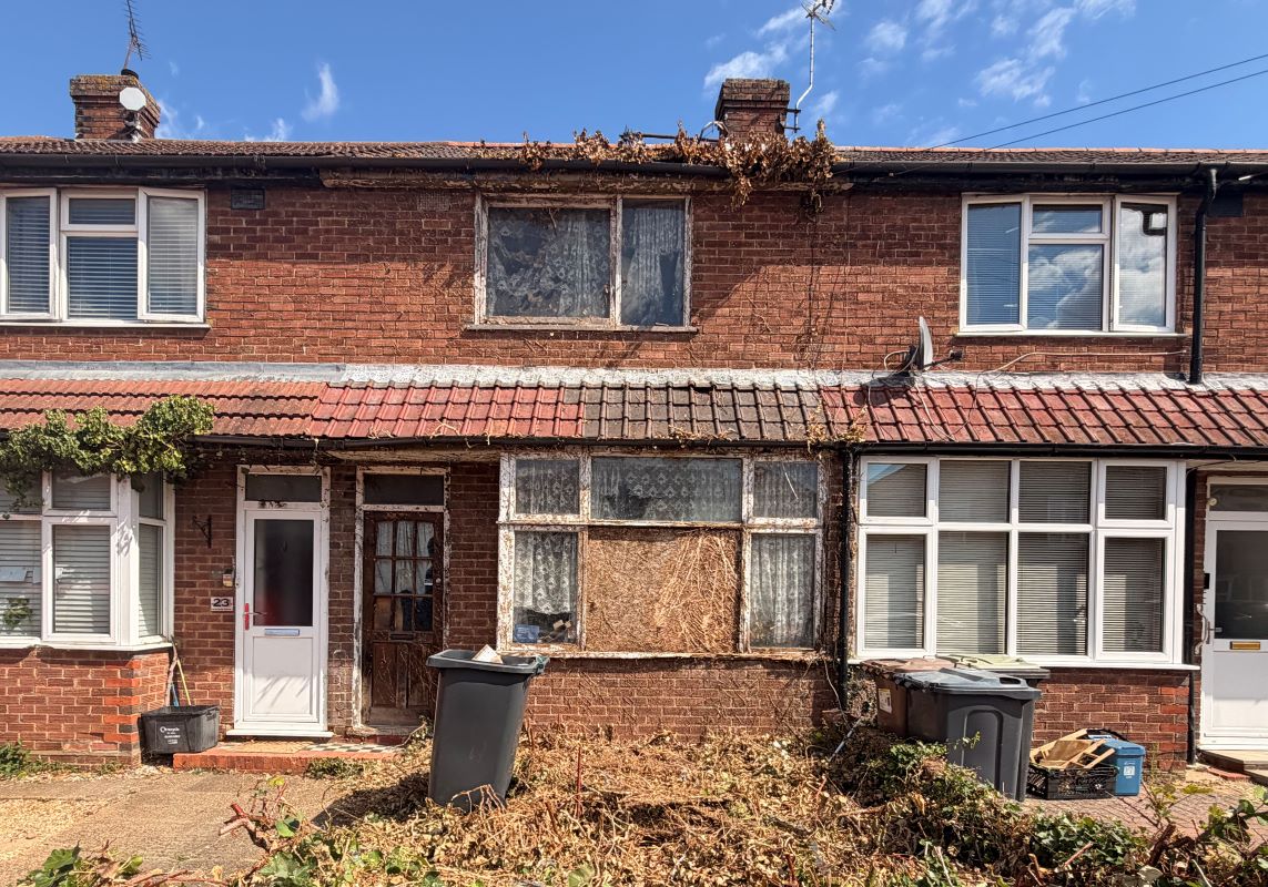 25, Peartree Road, Luton photo 2
