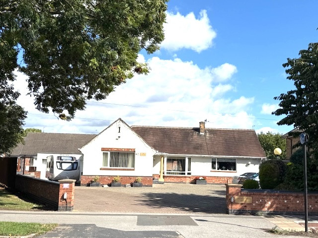 4-bed bungalow on 62, Ings Road, Hull, East Riding of Yorkshire, HU8, £445,000
