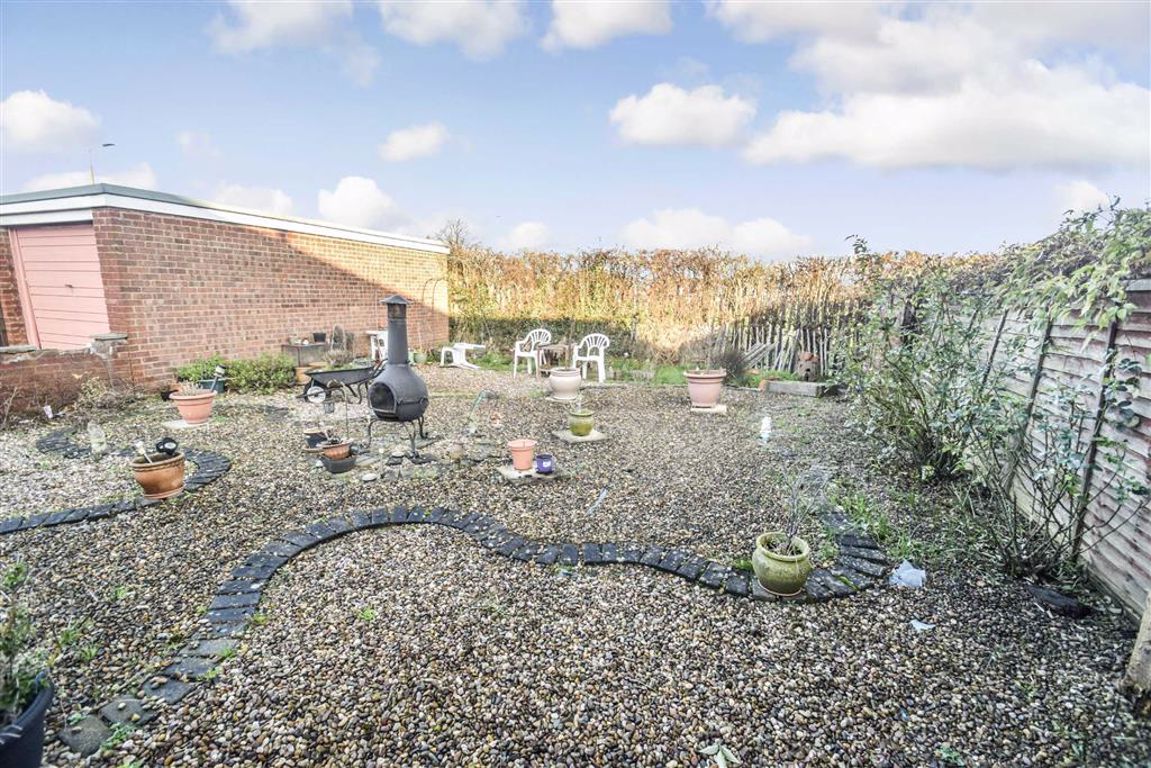 Photos of Stonesdale, Sutton Park, Hull HU7 53729340 Zoopla