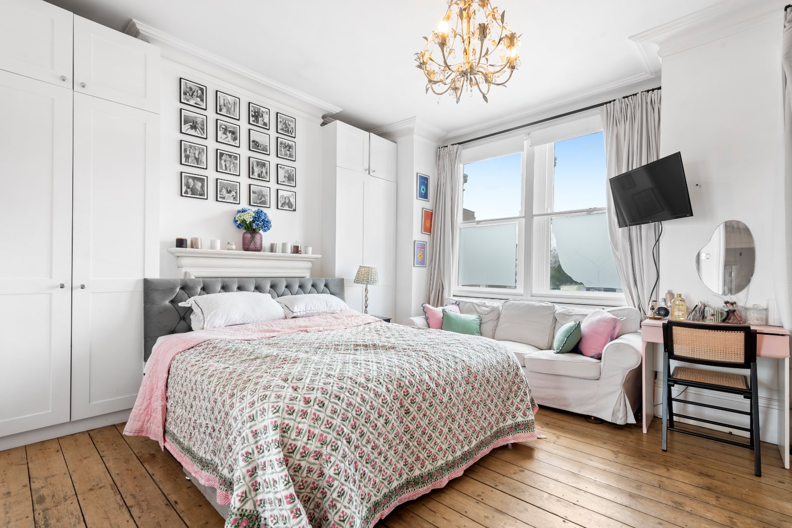 4 bedroom terraced house for sale 0