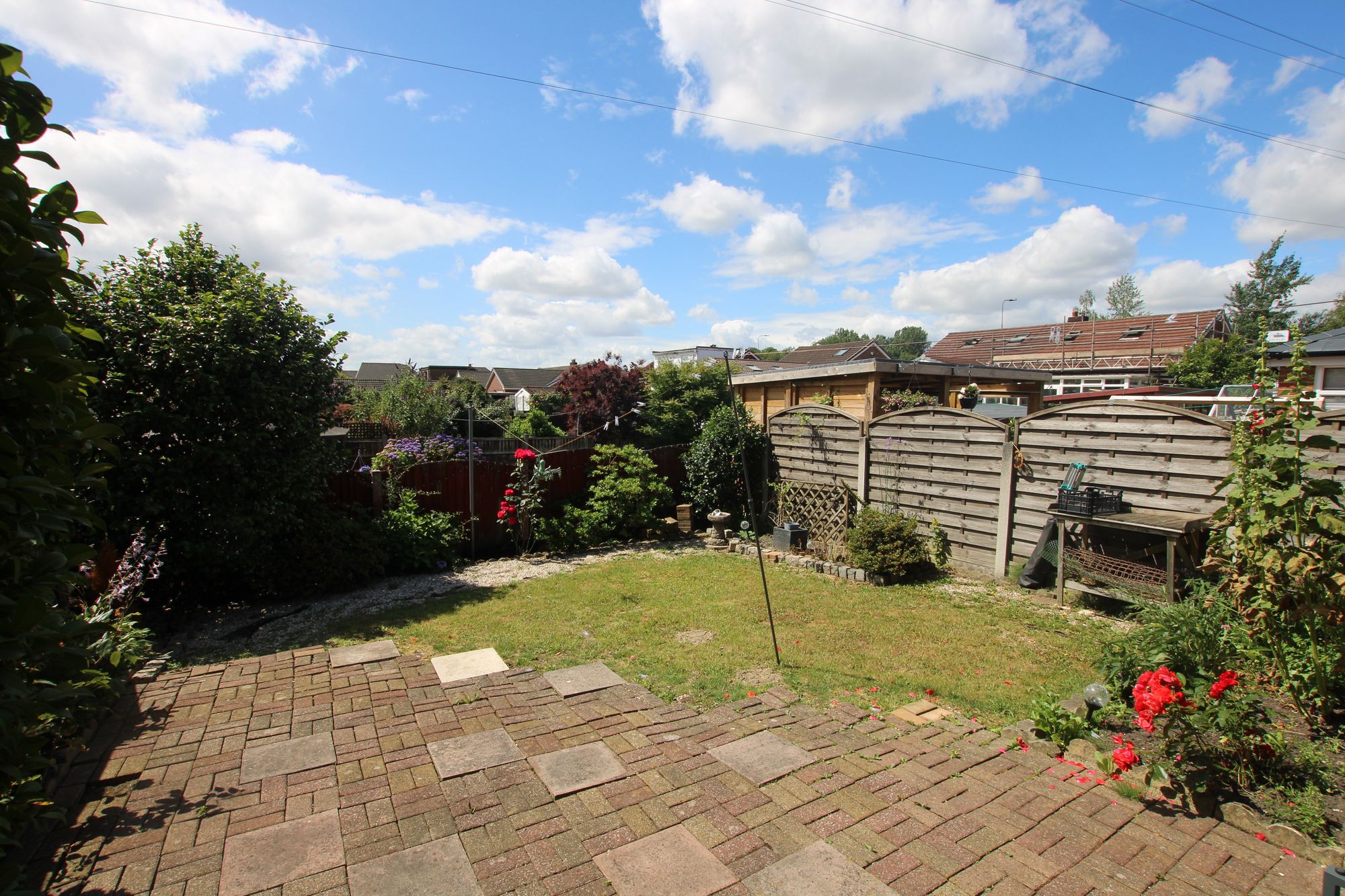 16 Howe Bridge Close, Manchester photo 4
