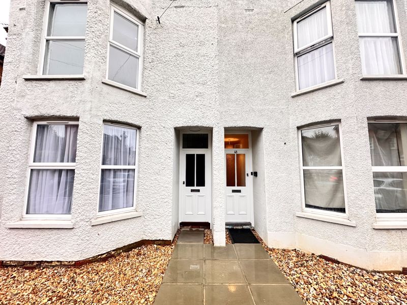Room 1, 50, Neville Road, Bognor Regis photo 5