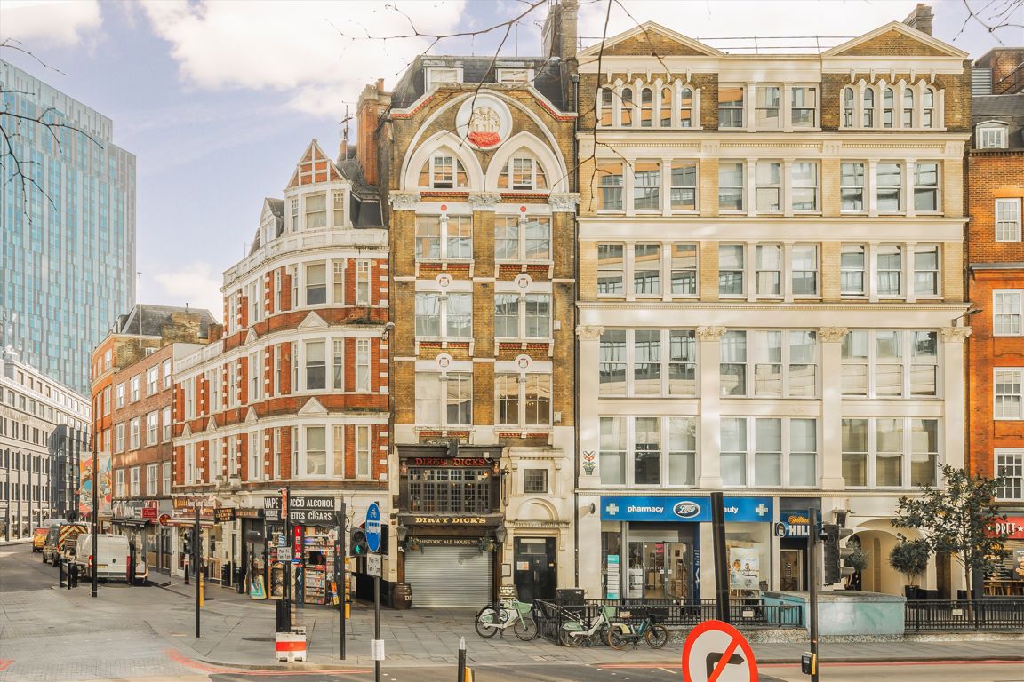 Flat 8, Abbotts Chambers, 202-204, Bishopsgate, London photo 5