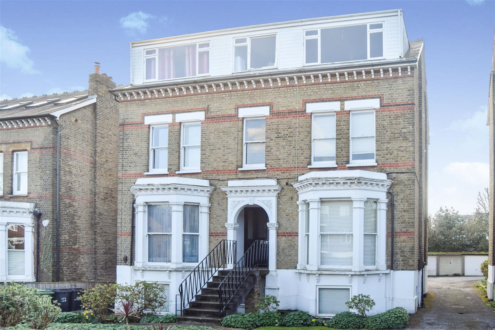 Free property report Flat 2, 7 Edge Hill, Wimbledon, SW19 4LR Chimnie