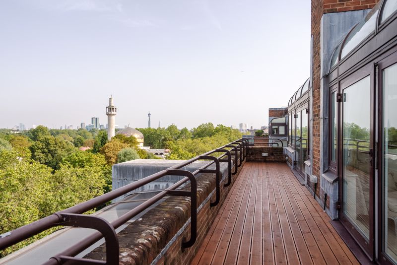 5 bedroom flat for sale 0