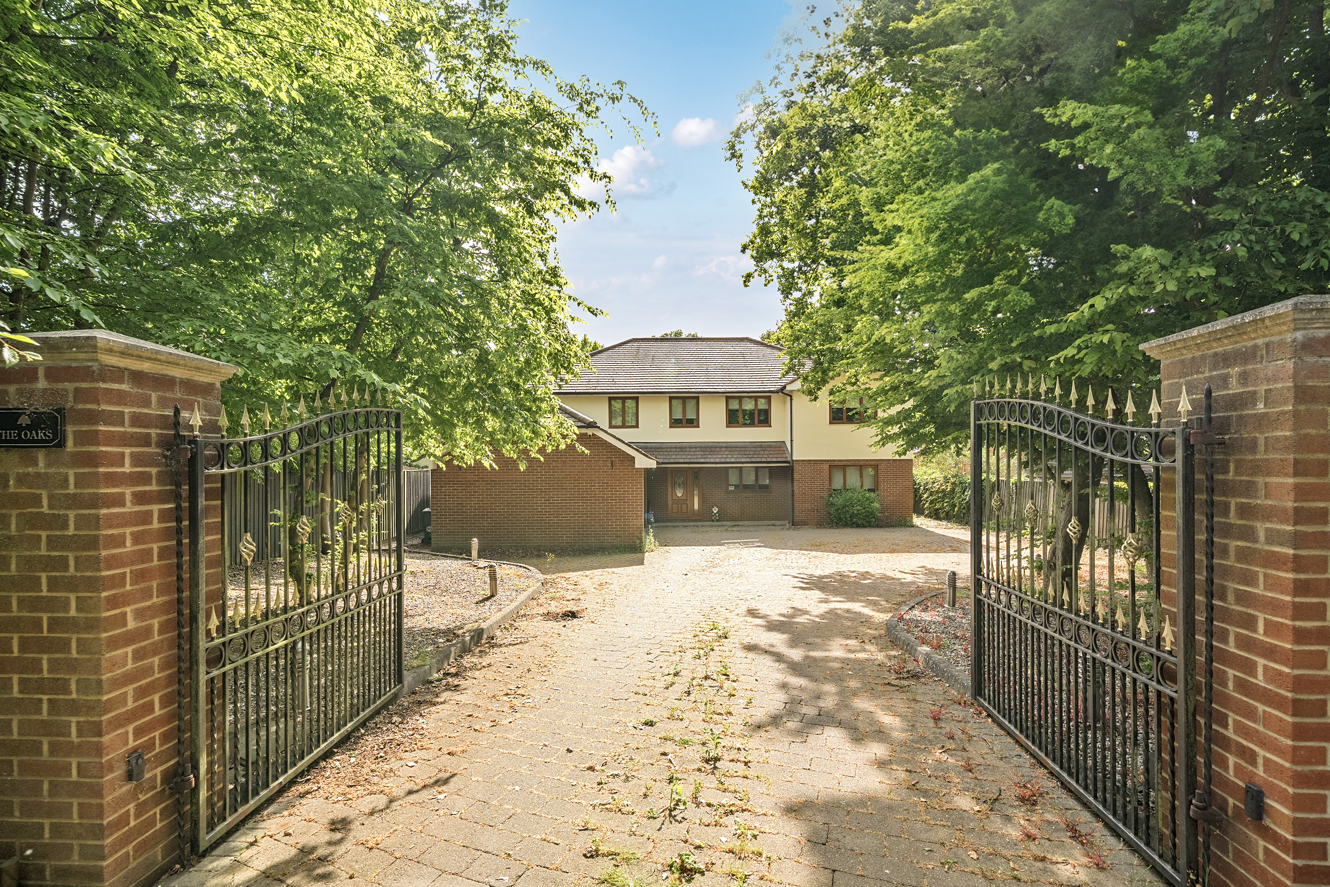 7 bedroom property for sale