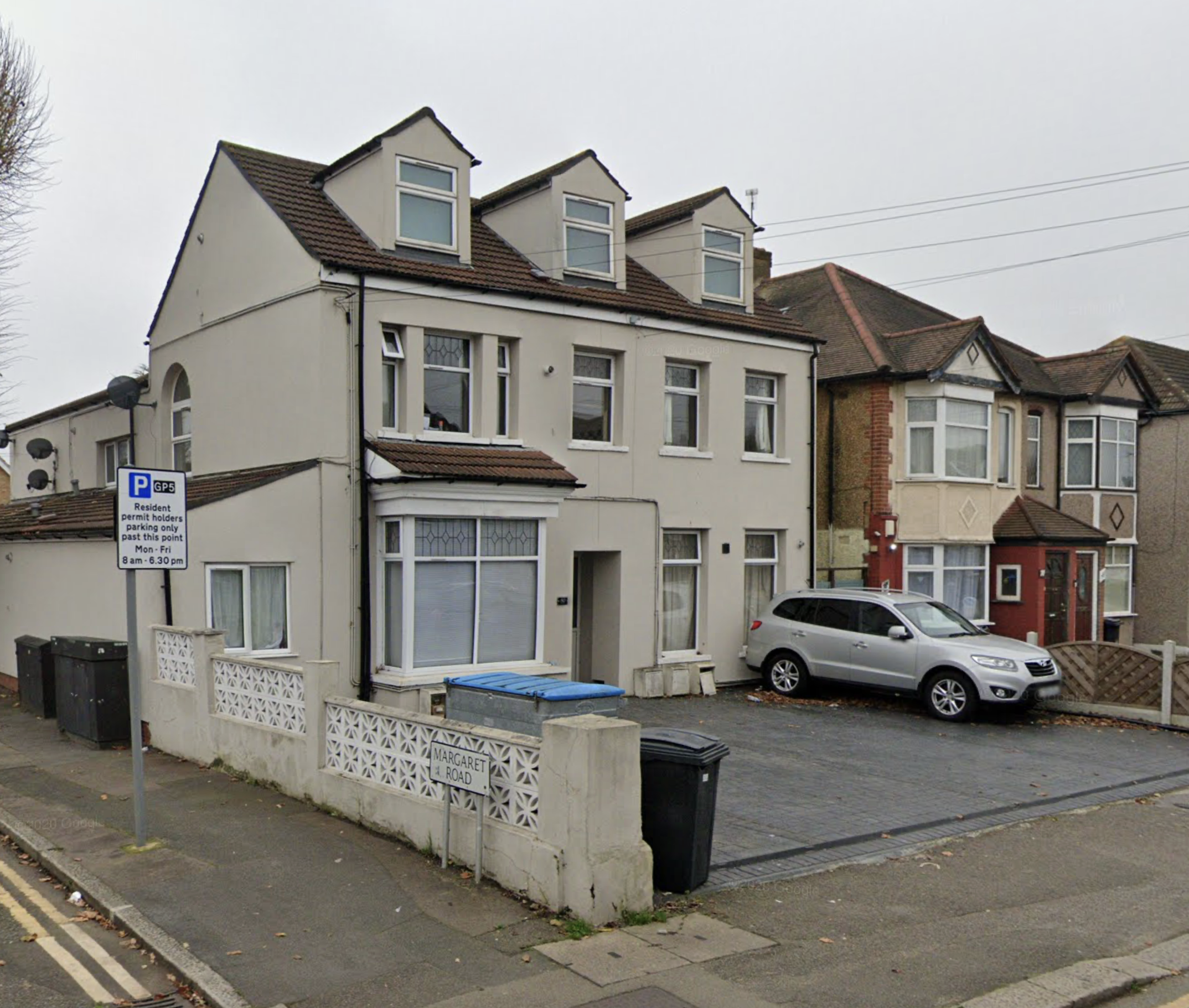 80 , Heath Park Road, Romford photo 3