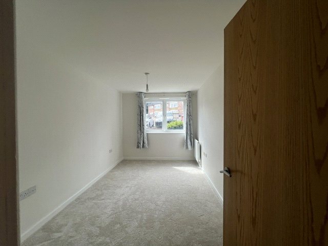 75, Windrush Drive, Buckinghamshire photo 5