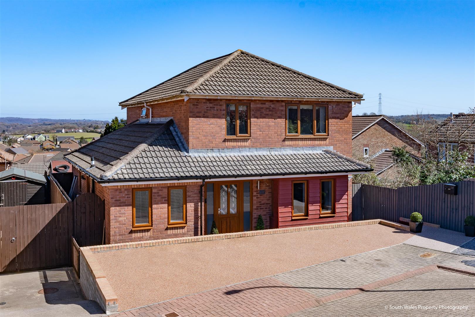 Free property report 22 Heol Yr Onnen, Llanharry, CF72 9NJ Chimnie