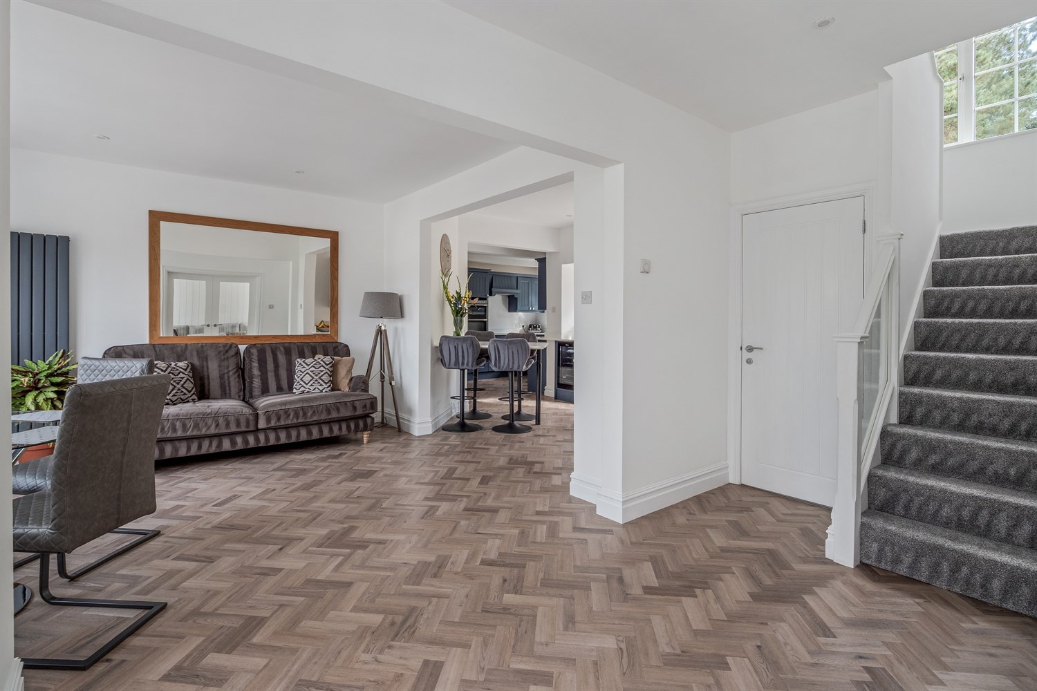 4 bedroom detached house for sale 0