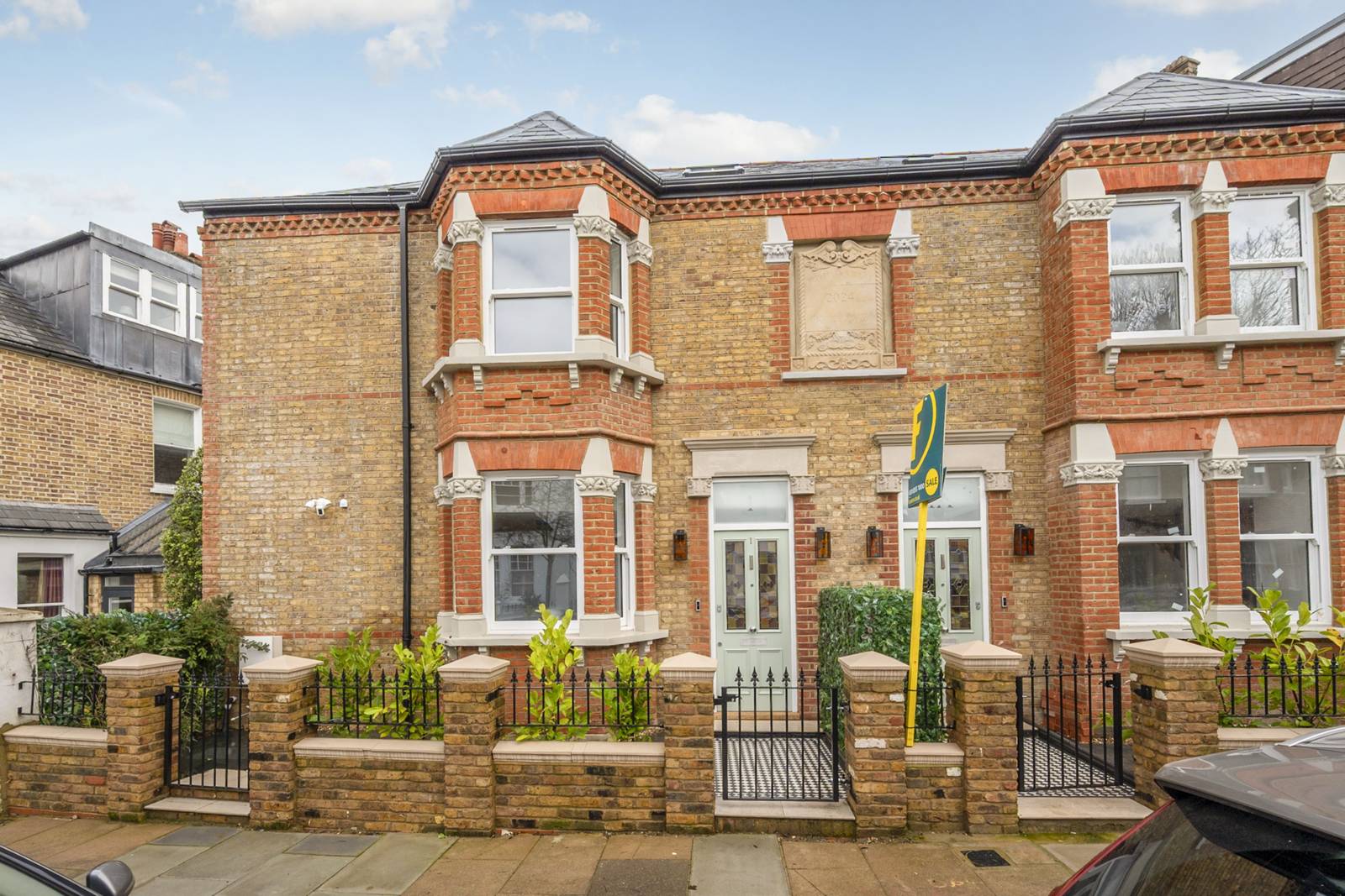 3 bedroom property for sale 0