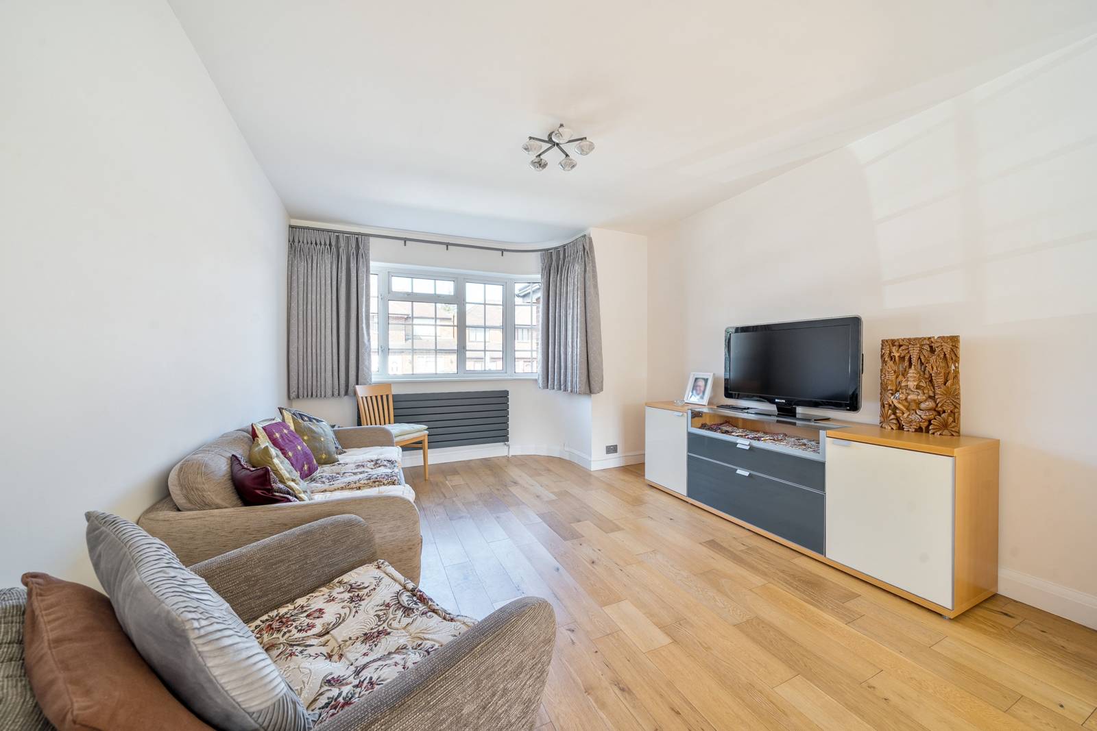 5 bedroom semi-detached house for sale 0