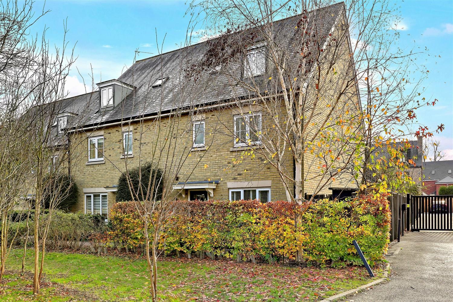 4-bed house on 1, Kings Wood Park, Epping, £770,000